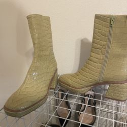 Urban Outfitters Green Snake Skin Boots