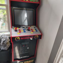 Mortal Kombat Arcade Game
