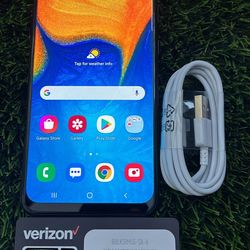 Samsung A20. Like New And Unlocked! With Free 1 Month Verizon!