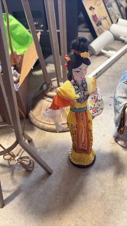 Japanese’s Dolls  Collectibles 