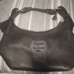 Dooney And Bourke Leather Authentic Purse 