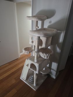 Cat tower as is