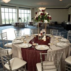 10 Burgundy Table Runners