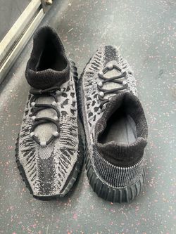 Adidas Yeezy Boost 350 V2 Sneakers