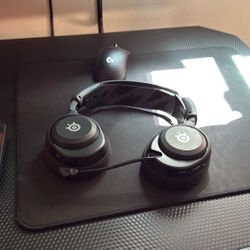 wireless gaming headphones with mic 