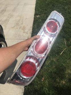 94 - 01 tiggy tail lights
