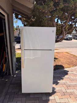 Kenmore Fridge