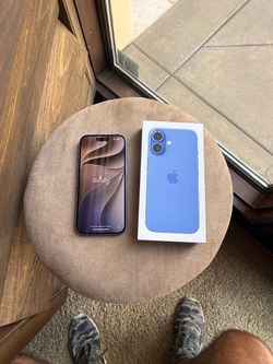 iPhone 16 / 128GB / Ultramarine – USED (AT&T Carrier Locked)