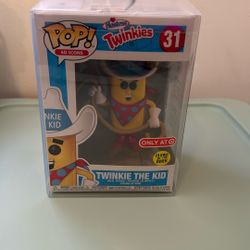 NEW Funko POP Twinkie the Kid -GLOWS IN THE DARK- #31 Target Exclusive