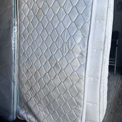 Queen Mattress And Box Springs