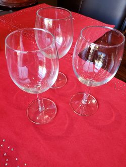 Wine glass set