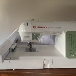 Singer Embroidery/ Sewing Matching 6/10 Hoop