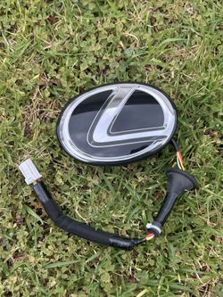 2016-2022 LEXUS RX350h RX450h REAR TAIL GATE EMBLEM WITH SENSOR OEM BROKEN TAB!