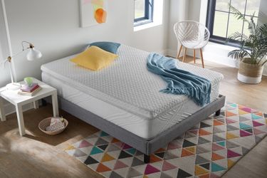 So many mattresses! All sizes, so many options!