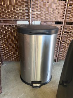 Stainless Steel Step Trash Can