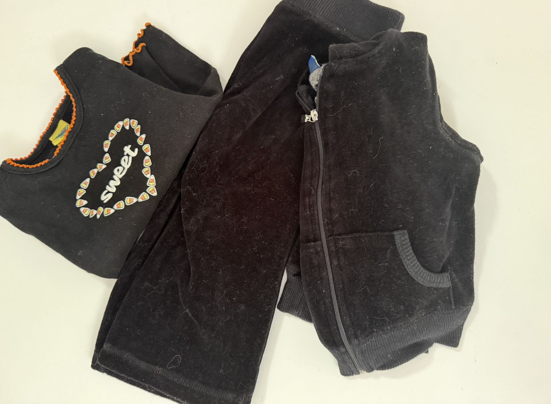 Black Velvet Lounge Set Girls Three-Piece Size 2T