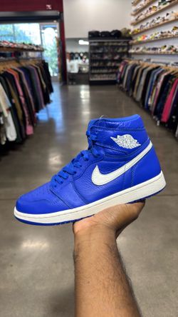 Pre loved Air Jordan 1 Hyper Blue sz9