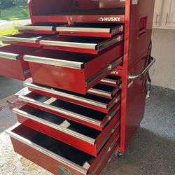 Tool Chest And Cabinet Set
