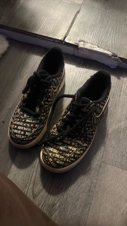 Nike just do it youth shoes size 2.5