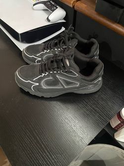 Dior b30 $160