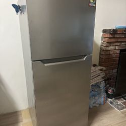 Refrigerator Pick Up 02/15