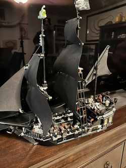 Lego Pirates Of The Caribbean The Black Pearl