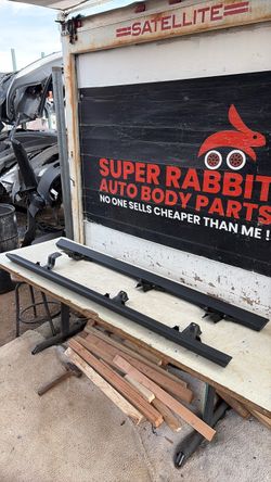 2021 Bronco 4 Door Rock Sliders OEM NEW OPEN BOX 2026