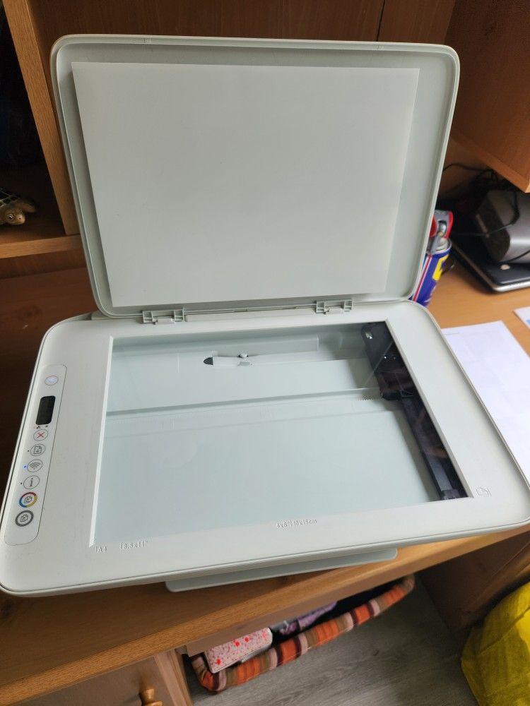 HP DeskJet 2752e All-in-One Color Inkjet Printer Scanner and Copy