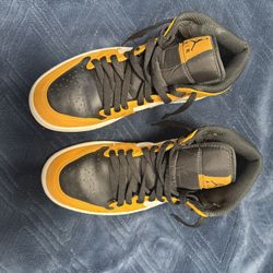 Jorden 1 Yellow Ochre