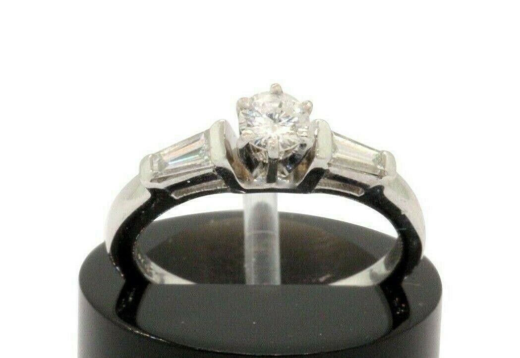 LCi Platinum .50 CTTW Round Baguette Diamond Wedding Engagement Ring G Si #31805