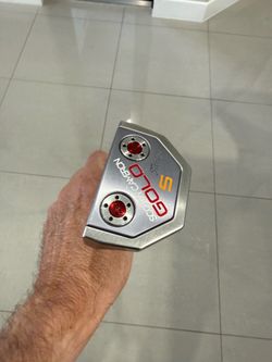 Scotty Cameron Golo 5 Putter