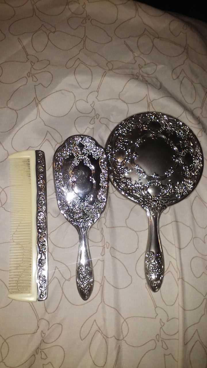 Beautiful vintage vanity comb, brush and mirror