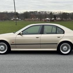 1999 BMW 528i
