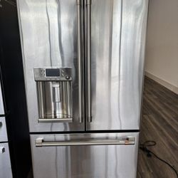 Cafe 22.2 cu.ft. French Door Refrigerator w/ How Water Dispenser, Counter-Depth