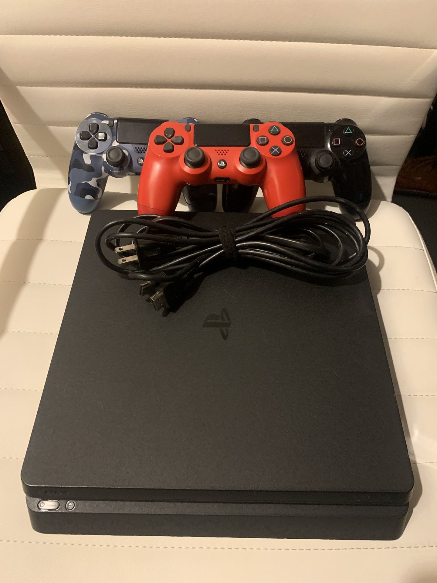 PS4 Slim