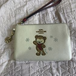 Wristlet