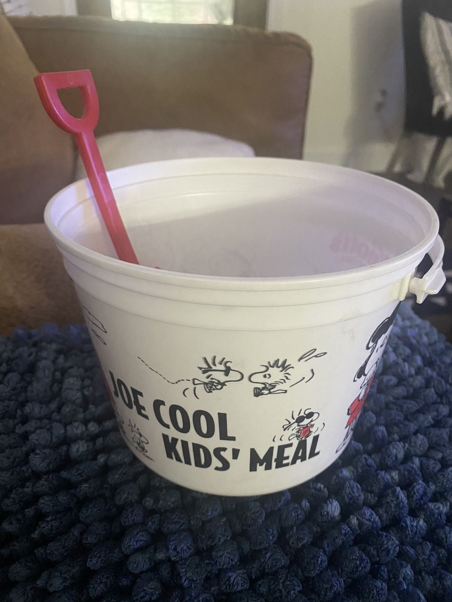 Vintage Knott’s Berry Farm Peanuts Snoopy Joe Cool Kids’ Meal Bucket With Shovel