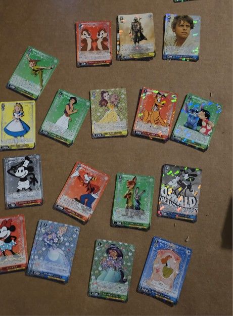 HUGE VARIETY OF DISNEY/ MARVEL/ HARRY POTTER CARDS
