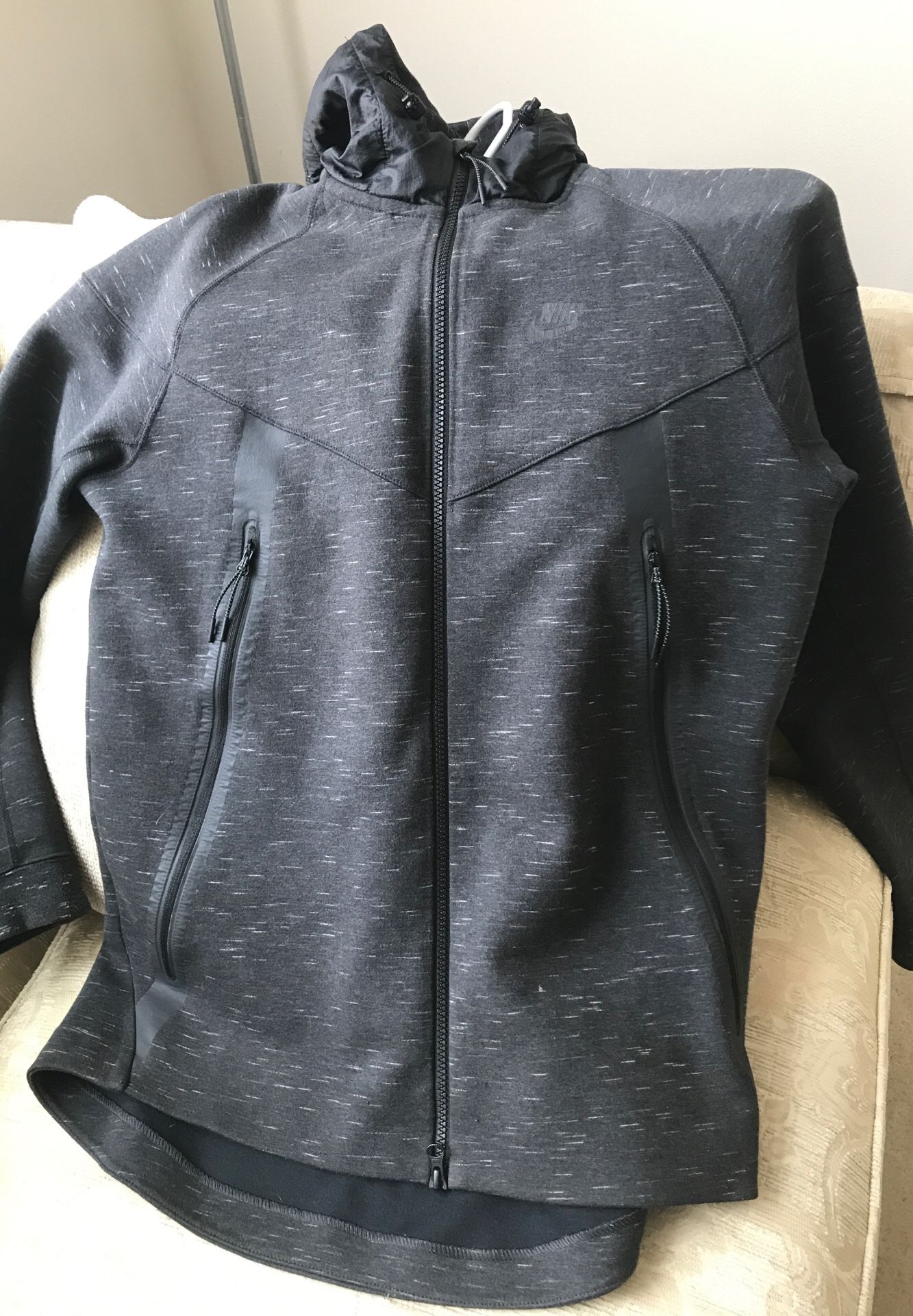 Nike tech fleece M