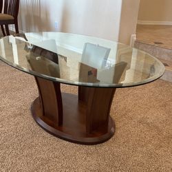 Coffee table, Wood And Glass. Like New.  
