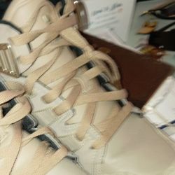Adidas Beige  Like New 