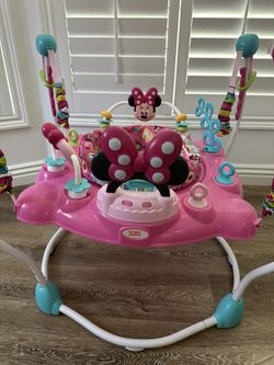 Minnie Mouse Activity Center