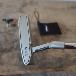 Kirkland KS1 RH Putter W/ Weight Kit