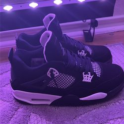 Jordan 4 Retro “White Thunder” Size 11