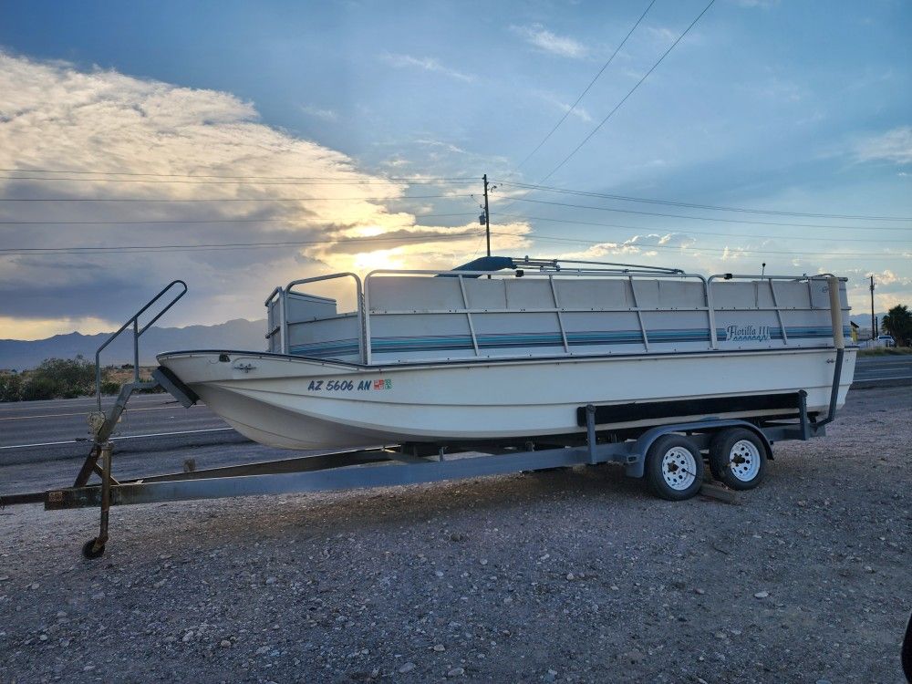 1995 Flotilla II By Rinker Boat $5,000 for Sale in Mohave Valley, AZ ...