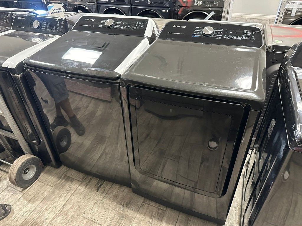 Samsung black washer and dryer set electric XL new