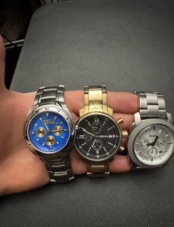 3 Men’s Fossil Watches