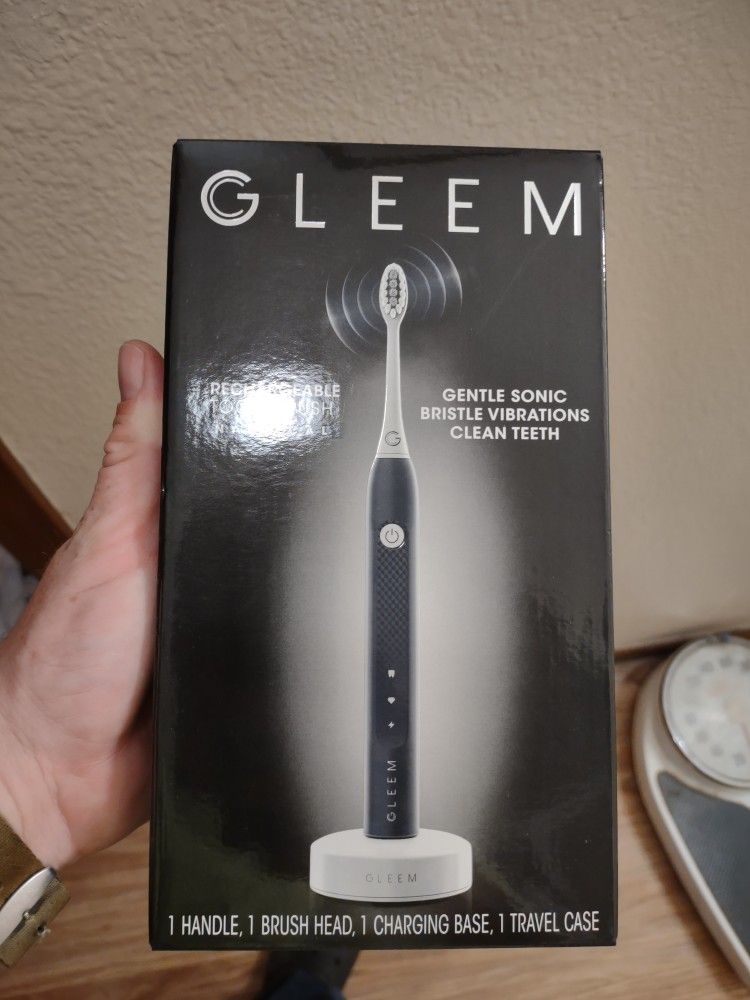 New Sealed Gleem Electric Toothbrush