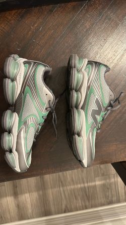 New Balance shoes-men 9.5