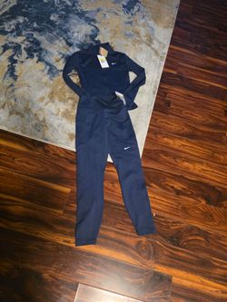 Nike small women's
